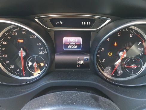 Used 2018 Mercedes-Benz CLA 250 4MATIC image 2
