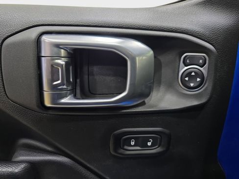 Used 2022 Jeep Wrangler Unlimited Sport AWD/4WD image 30