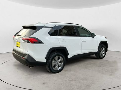 Used 2024 Toyota RAV4 XLE w/ Convenience Package AWD/4WD image 5