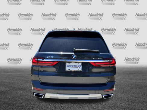Used 2022 BMW X7 xDrive40i w/ Premium Package AWD/4WD image 9