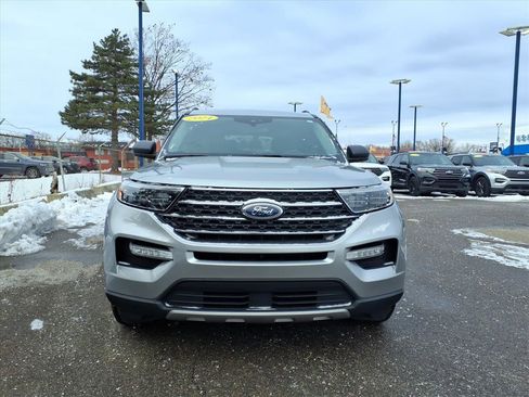 Certified 2024 Ford Explorer XLT w/ Equipment Group 202A image 2