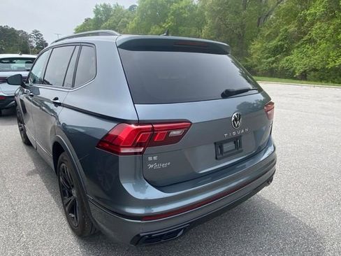 Used 2024 Volkswagen Tiguan SE R-Line image 10