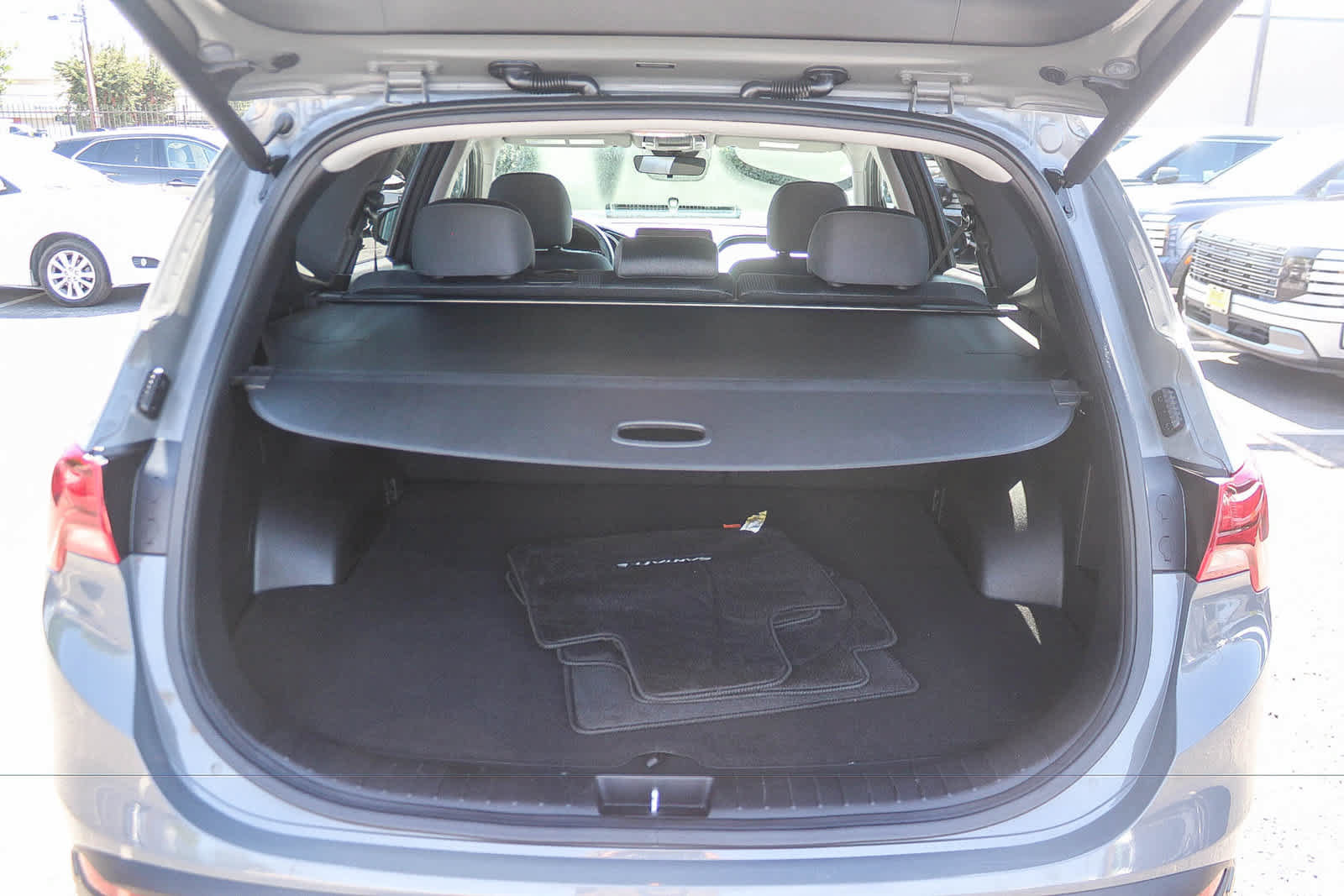 Certified 2023 Hyundai Santa Fe SEL FWD image 35