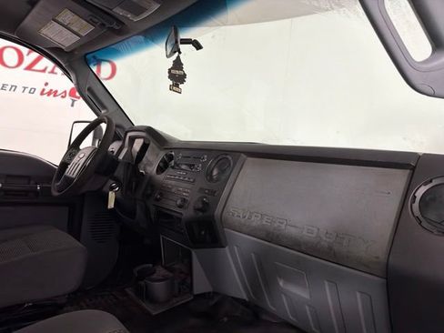 Used 2012 Ford F250 XL w/ PWR Equipment Group AWD/4WD image 17