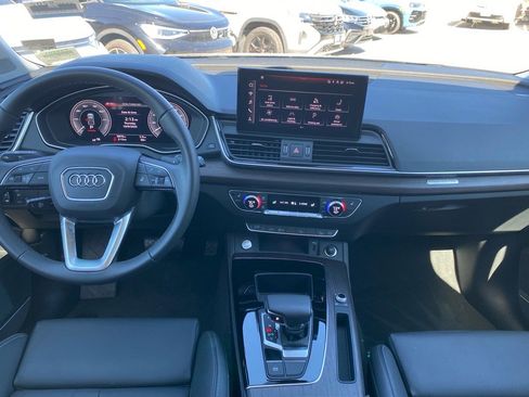 Used 2024 Audi Q5 e Premium Plus w/ Premium Plus Package image 13