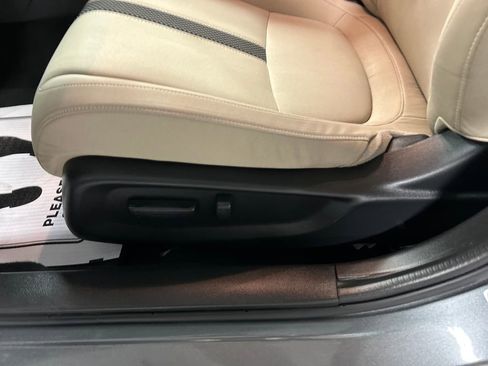 Used 2020 Honda Civic EX image 11