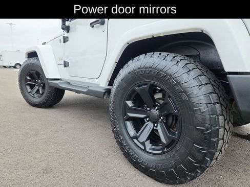 Used 2015 Jeep Wrangler Sahara image 16