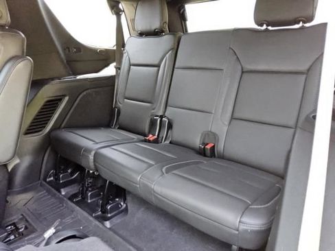 Used 2023 GMC Yukon Denali w/ Max Trailering Package AWD/4WD image 5