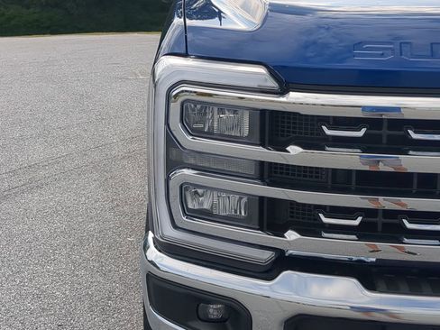 New 2026 Ford F250 Lariat w/ Lariat Ultimate Package AWD/4WD image 8