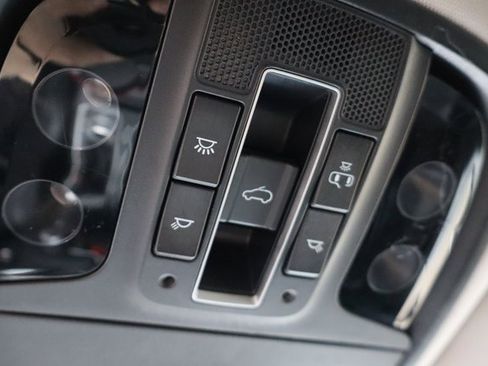 Used 2020 Kia Sorento SX image 28