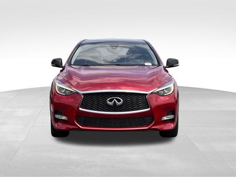 Used 2018 INFINITI QX30 Sport FWD image 8