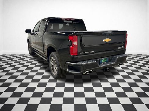 Certified 2024 Chevrolet Silverado 1500 High Country w/ Technology Package AWD/4WD image 7