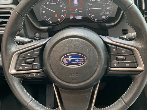 Used 2024 Subaru Ascent Premium w/ Convenience Package AWD/4WD image 13