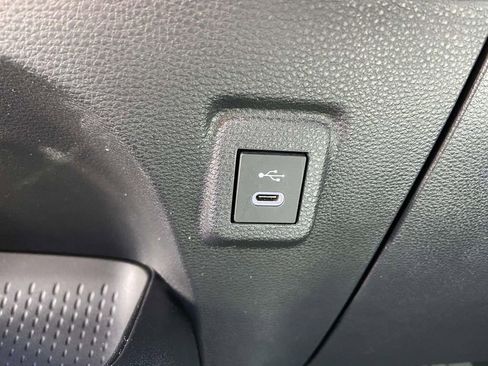 Used 2025 Toyota Corolla SE FWD image 24