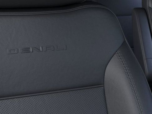 New 2026 GMC Yukon XL Denali image 21