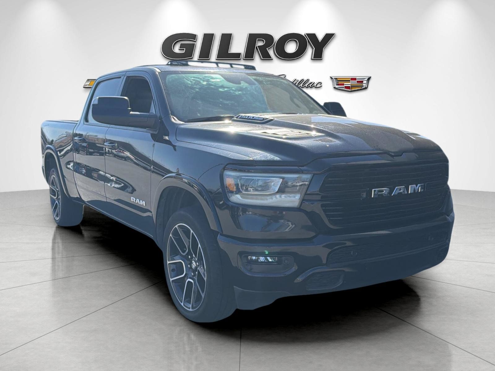 Used 2021 RAM 1500 Laramie AWD/4WD image 2
