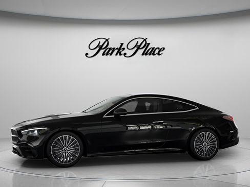 Used 2026 Mercedes-Benz CLE 300 4MATIC Coupe image 4