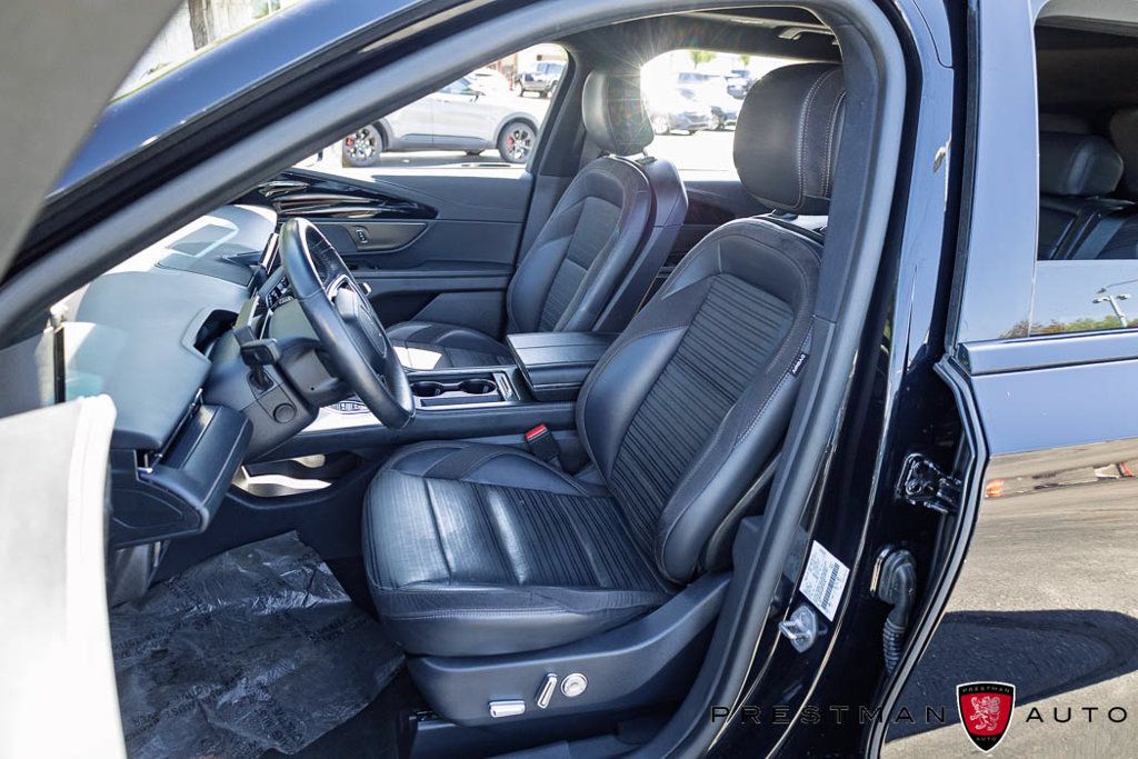 Used 2024 Lincoln Nautilus Reserve w/ Equipment Group 202A AWD/4WD image 23