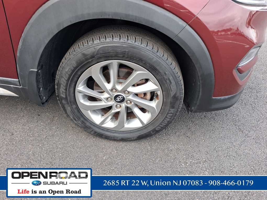 Used 2017 Hyundai Tucson SE w/ SE Popular Package 02 AWD/4WD image 10