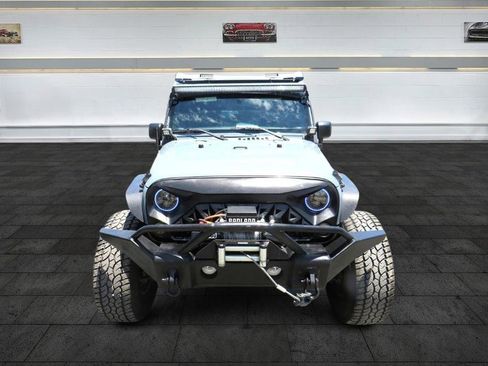 Used 2015 Jeep Wrangler Unlimited Sport w/ Connectivity Group image 4