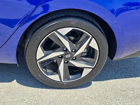 Used 2023 Hyundai Elantra SEL w/ Convenience Package FWD image 33