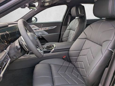 New 2026 BMW 760i xDrive image 4