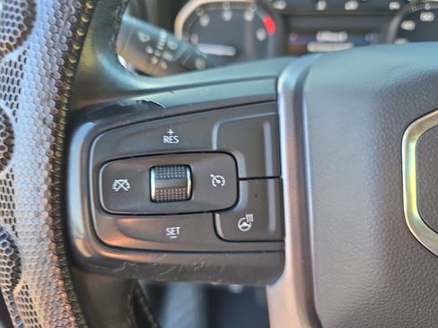 Used 2022 GMC Sierra 2500 SLT w/ X31 Off-Road Package image 19