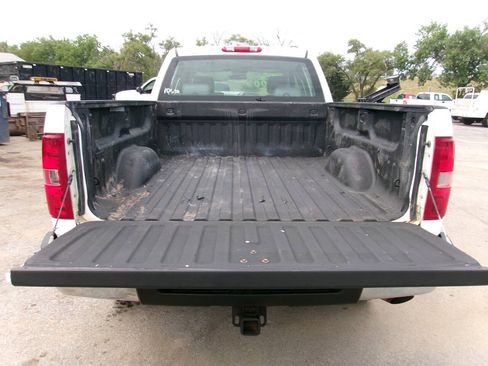 Used 2010 Chevrolet Silverado 2500 4x4 Crew Cab image 4