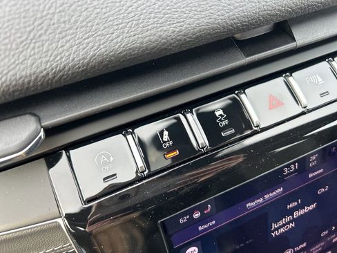 New 2025 Jeep Grand Cherokee L Altitude image 27