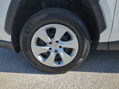 Used 2024 Toyota RAV4 LE image 32