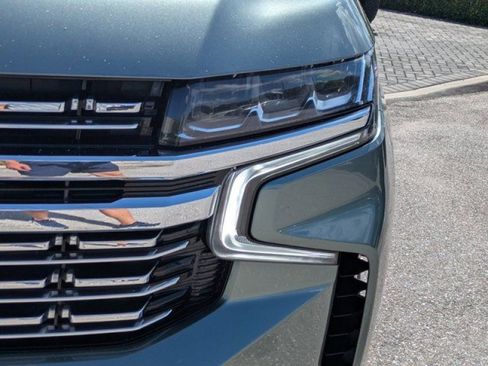 Used 2023 Chevrolet Suburban Premier AWD/4WD image 10