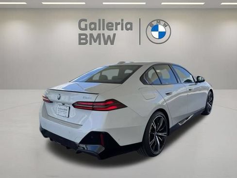 New 2027 BMW 530i w/ M Sport Package RWD image 6