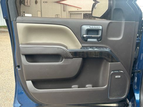 Used 2016 GMC Sierra 1500 Denali w/ Enhanced Driver Alert Package image 29