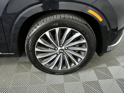 Used 2024 Hyundai Palisade Calligraphy image 17
