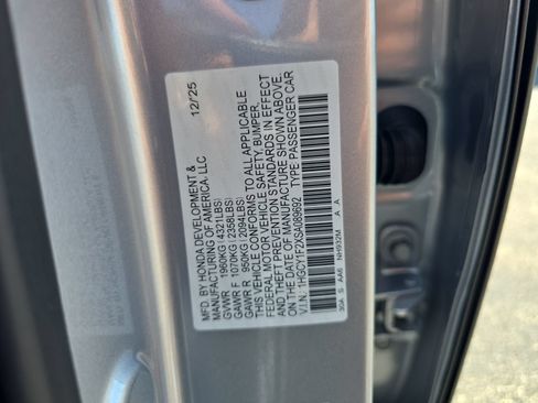 Certified 2025 Honda Accord LX image 28