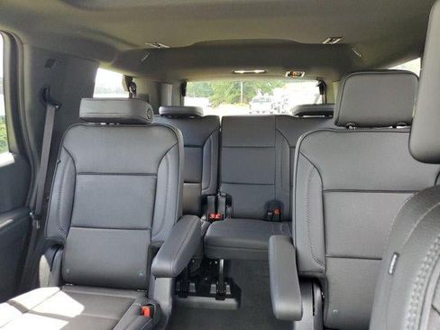 New 2026 GMC Yukon Denali w/ Advanced Technology Package RWD image 9