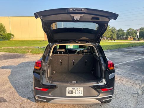 Used 2025 Buick Encore GX Preferred FWD image 26