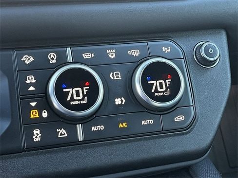 Used 2022 Land Rover Defender 110 X-Dynamic HSE image 20