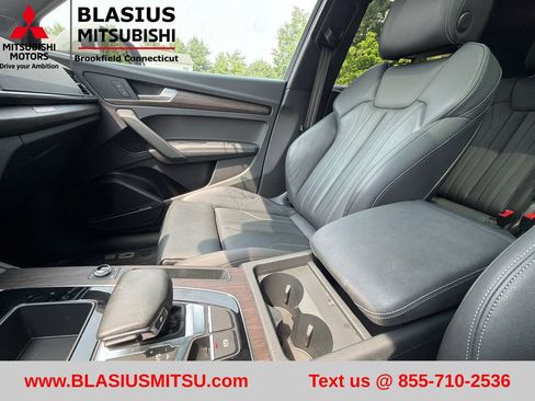 Used 2023 Audi Q5 2.0T Premium Plus w/ Premium Plus Package AWD/4WD image 22