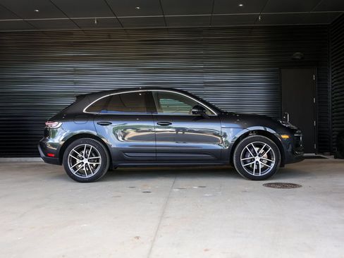 Certified 2026 Porsche Macan AWD/4WD image 47