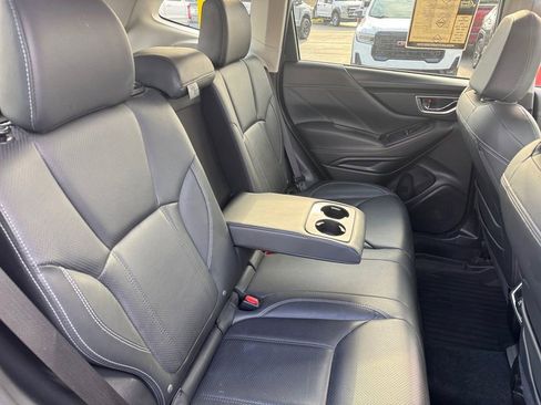 Used 2020 Subaru Forester Limited w/ Popular Package #3 AWD/4WD image 24