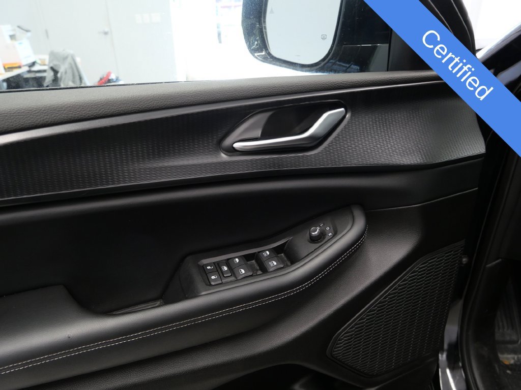 Certified 2024 Jeep Grand Cherokee Altitude AWD/4WD image 20