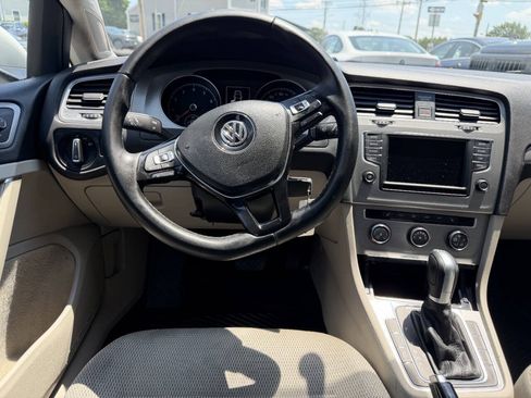Used 2017 Volkswagen Golf S w/ Driver Assistance Package AWD/4WD image 19