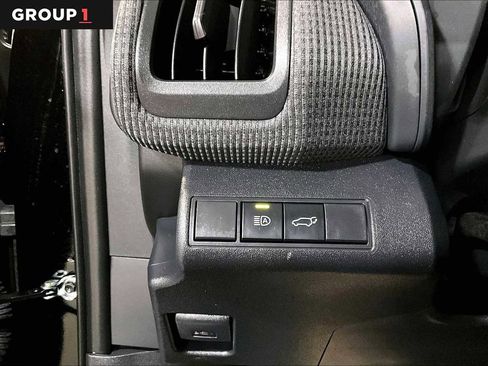 Used 2025 Toyota bZ4X XLE w/ Weather Package image 33