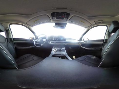 Used 2024 Hyundai Palisade SEL w/ Premium Package FWD image 15