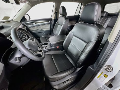 Used 2023 Volkswagen Atlas SE AWD/4WD image 14