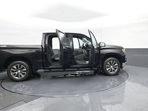 Used 2023 Chevrolet Silverado 1500 LT AWD/4WD image 28