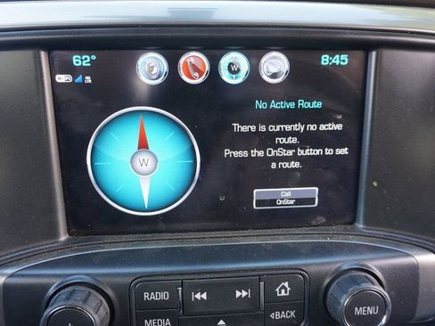 Used 2018 Chevrolet Silverado 1500 LT w/ Texas Edition image 11