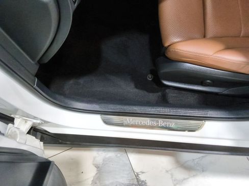 Used 2023 Mercedes-Benz GLC 300 4MATIC Coupe image 13