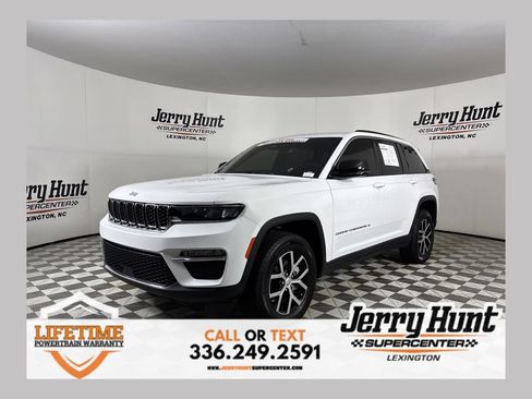 Used 2024 Jeep Grand Cherokee Limited RWD image 1